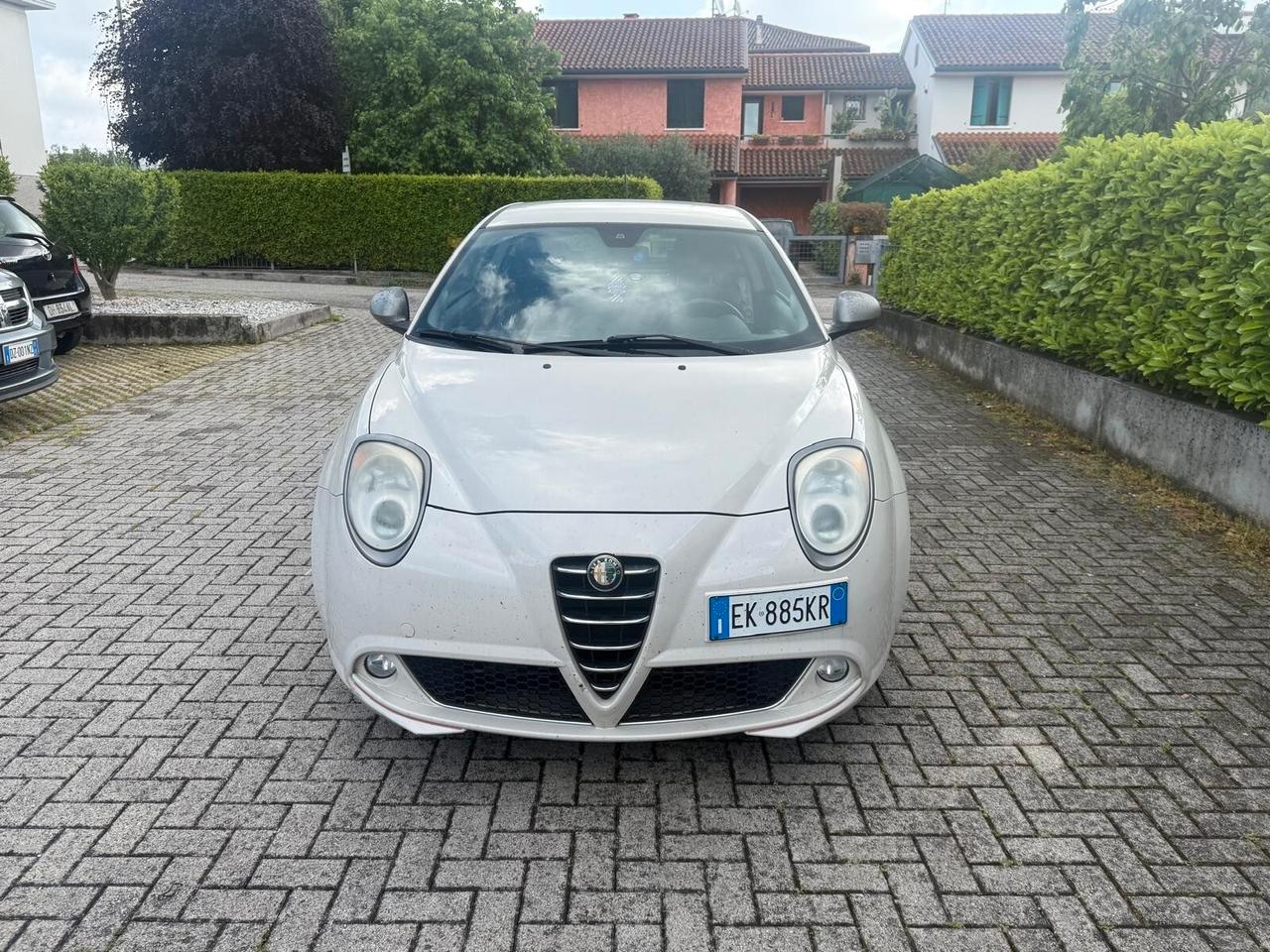 Alfa Romeo MiTo 1.4 8V S&S Distinctive Sport Pack