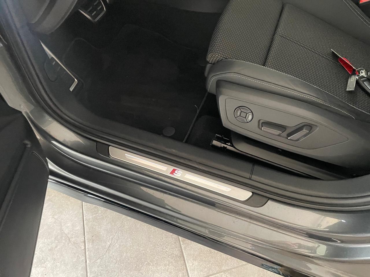 Audi A3 SPB 40 TDI quattro S tronic line edition