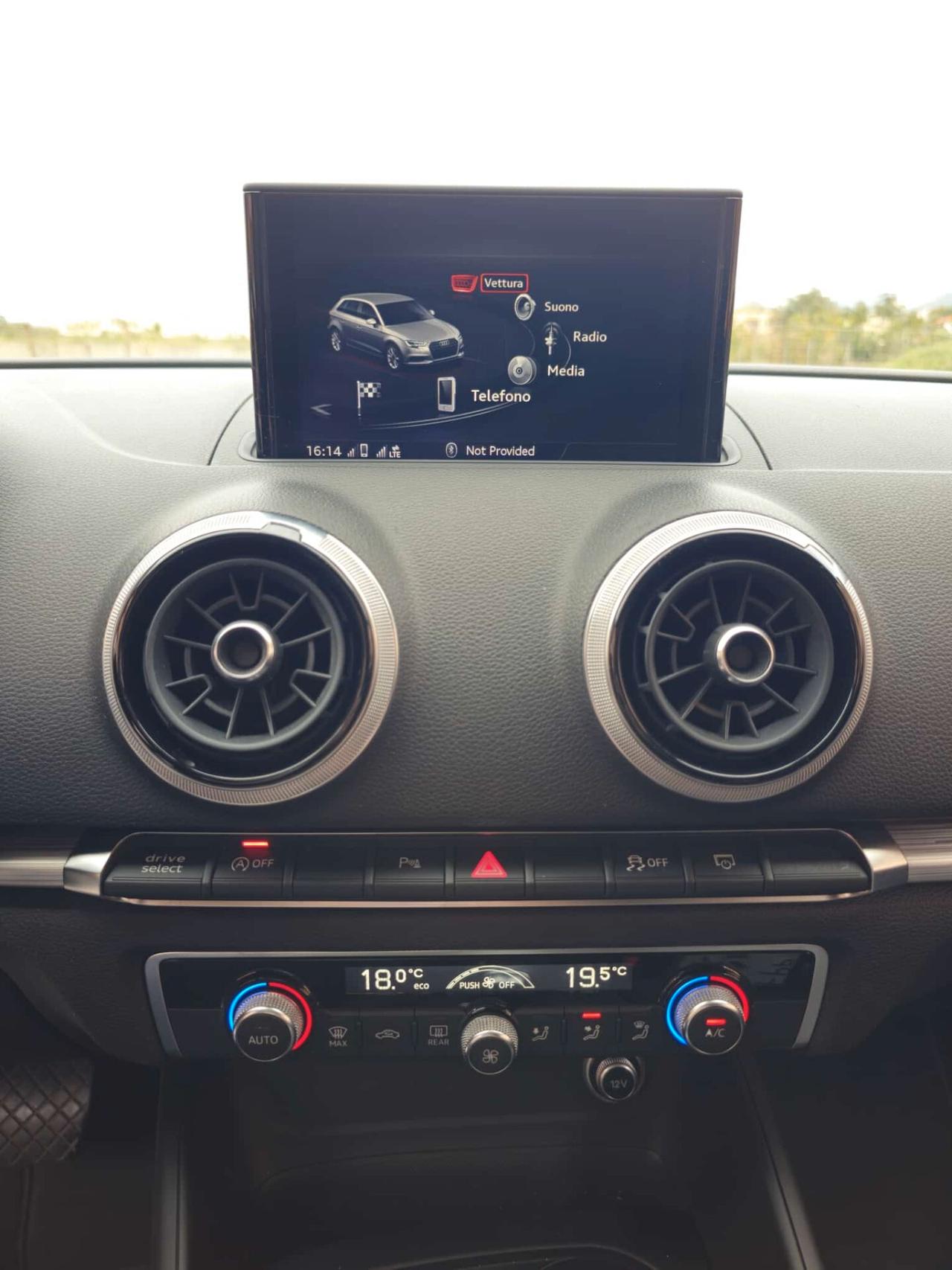 Audi A3 SPB 1.6 TDI 116 CV S tronic Sport