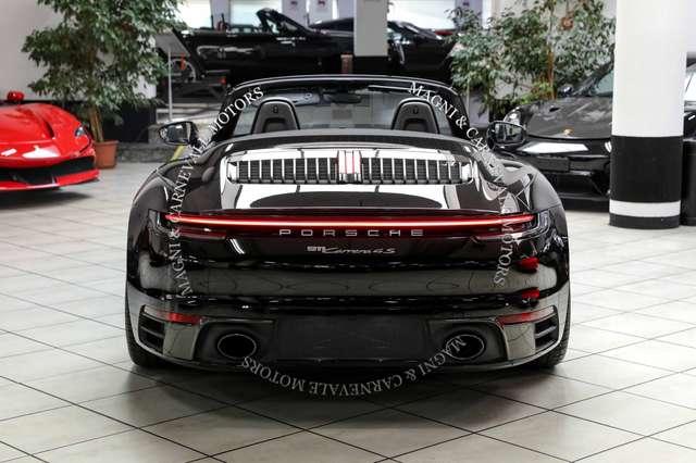 Porsche 992 CARRERA 4S CABRIO|CARBON PACK|AKRAPOVICH|BOSE|