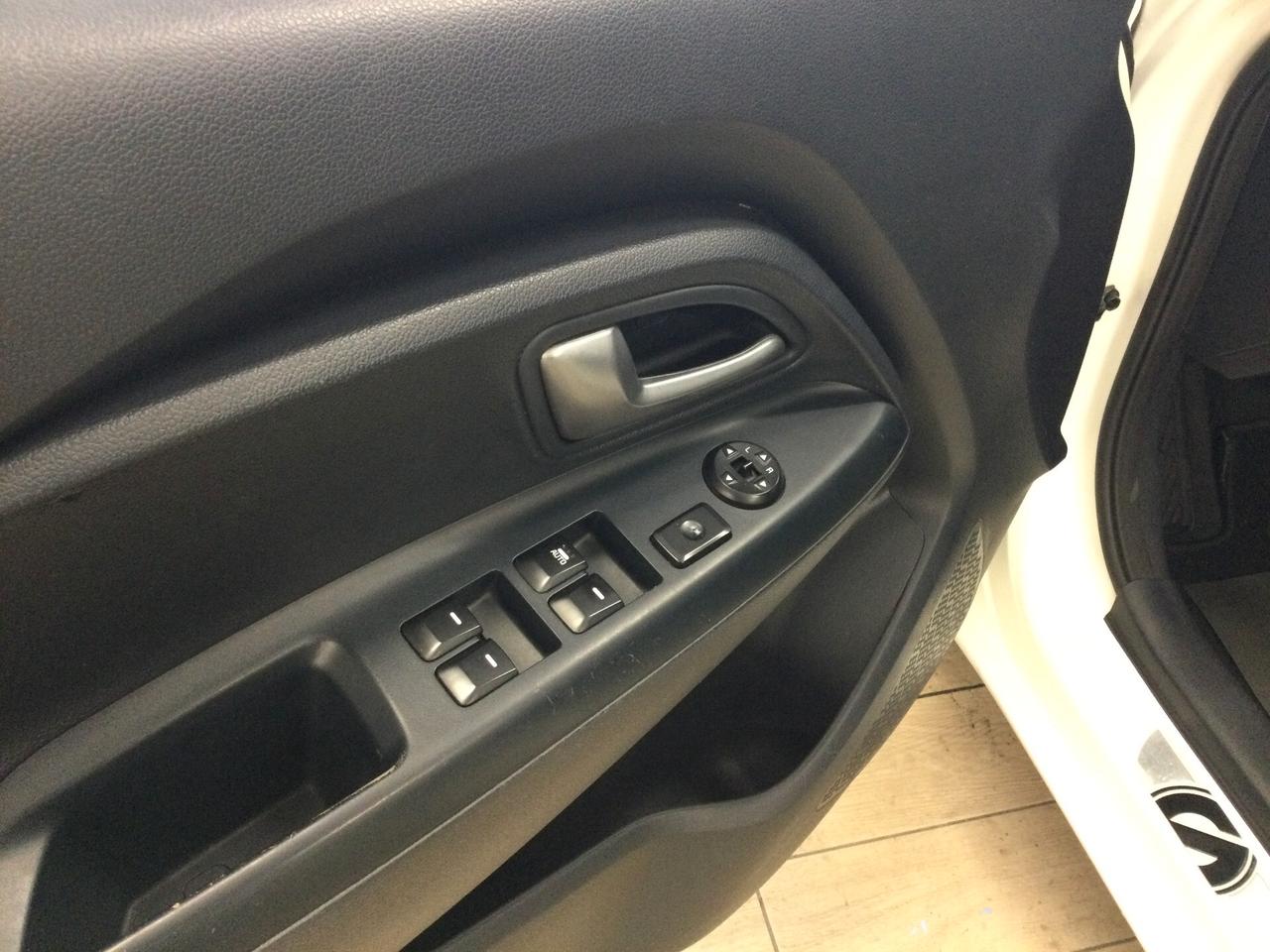 Kia Rio 1.1 CRDi 5p. Cool