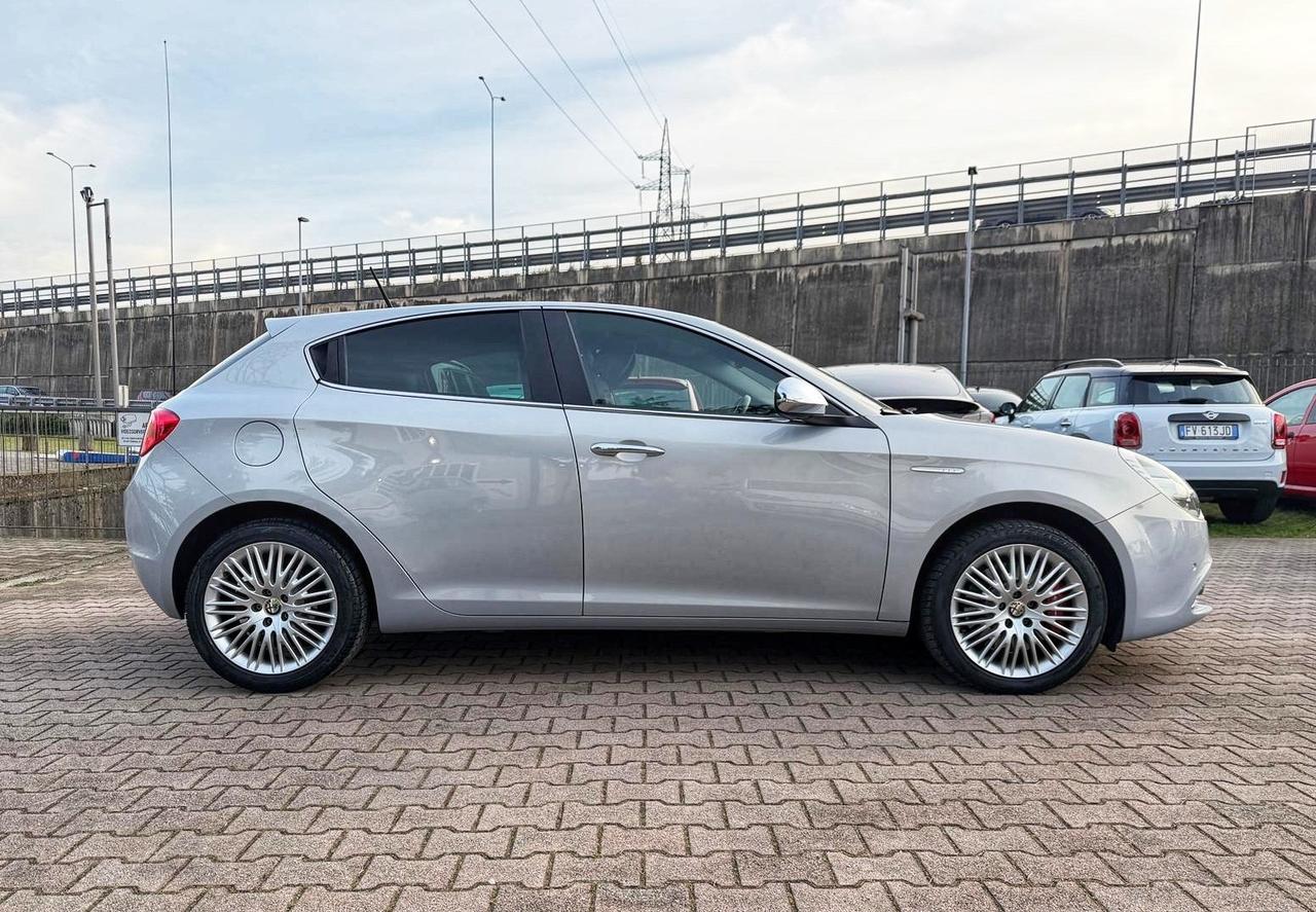 Alfa Romeo Giulietta 1.4 Turbo MultiAir TCT Exclusive AUTOMATICA