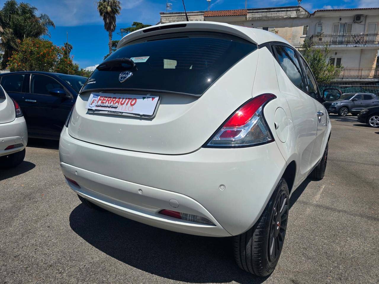 LANCIA Y 0.9METANO 85CV ECOCHIC MYA