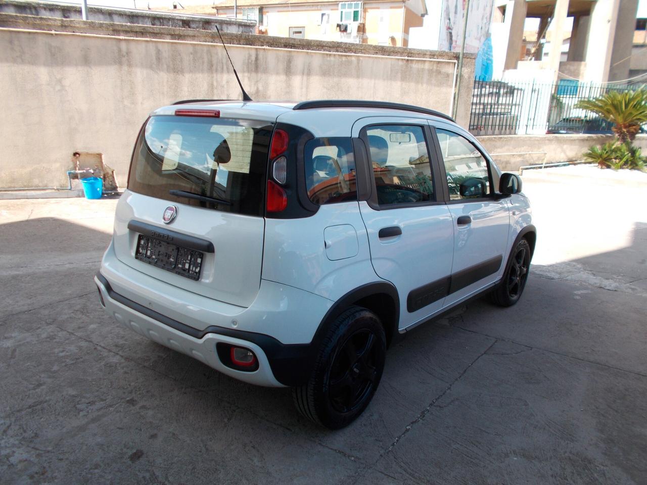 FIAT PANDA 1.2 WAZE CROSS