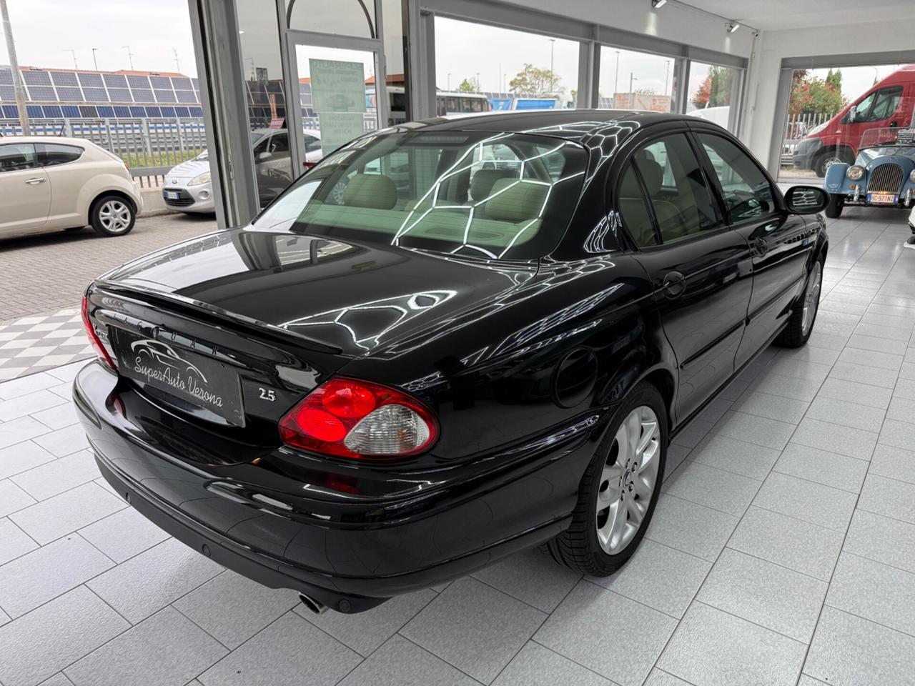 Jaguar X-Type 2.5 V6 24V cat Classic ASI