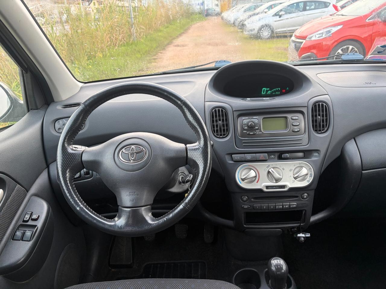 TOYOTA YARIS VERSO 1.3 ANNO 2005 UNICOPROPRIETARIO