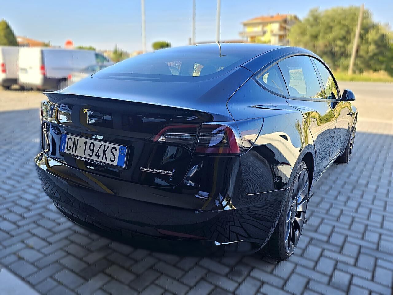 Tesla Model 3 Performance