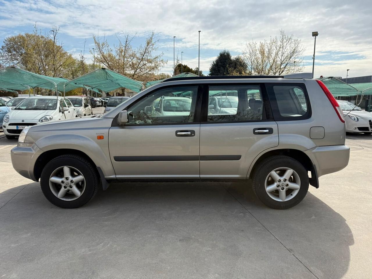 Nissan X-Trail 2.2 DCI 4WD inseribile