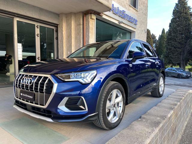 AUDI Q3 35 2.0 TDI S tronic Business Advanced COCKPIT