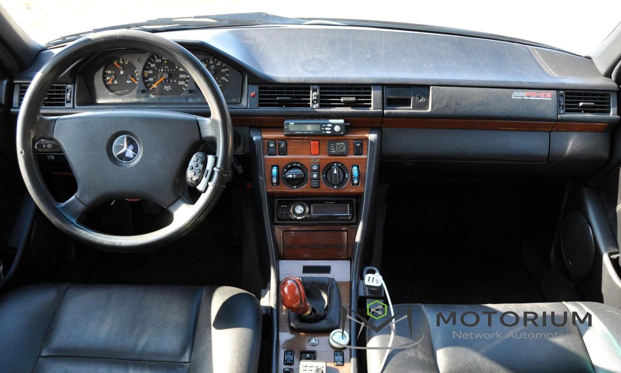 Mercedes-Benz E250 D Sportline