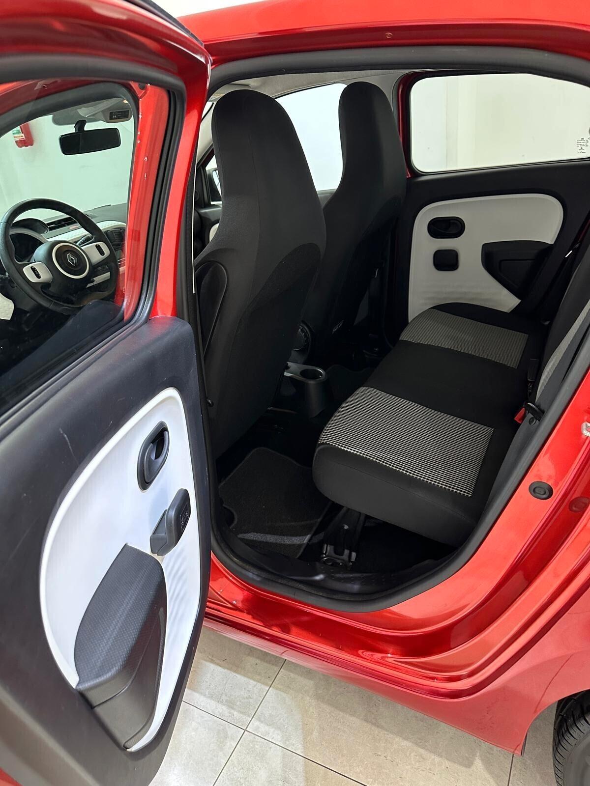 RENAULT TWINGO GUIDABILE DA NEOPATENTATI