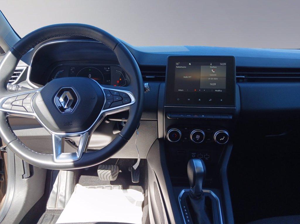 RENAULT Clio E-Tech hybrid Zen Automatica del 2021