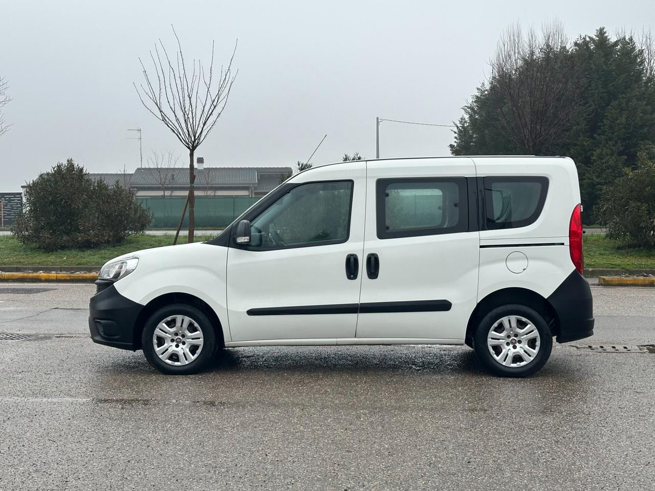 Fiat Doblo AUTOCARRO 5 POSTI 1.3 Mijet 95CV