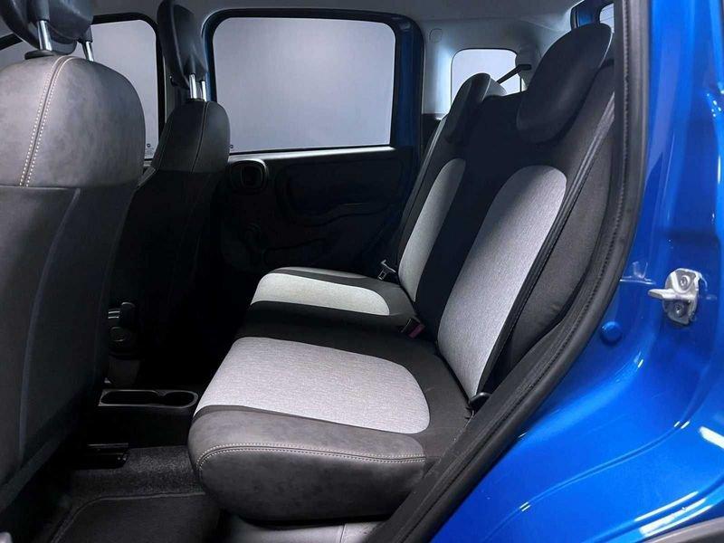 FIAT Panda 1.0 FireFly S&S Hybrid City Cross