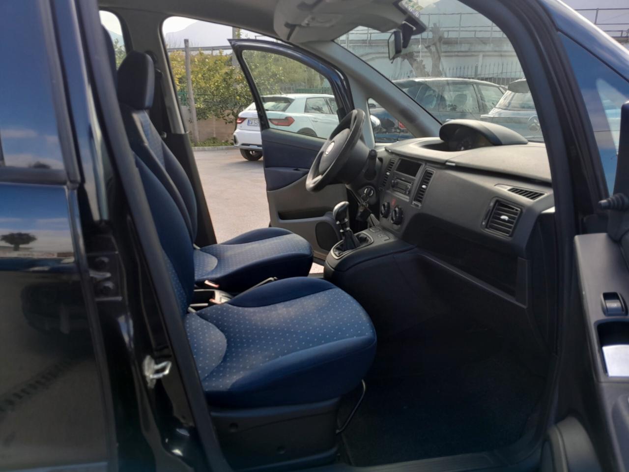 Fiat Idea 1.2 16V BlackLabel