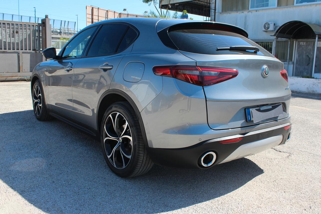 Alfa Romeo Stelvio 2.2 Turbodiesel 160 CV AT8 Super