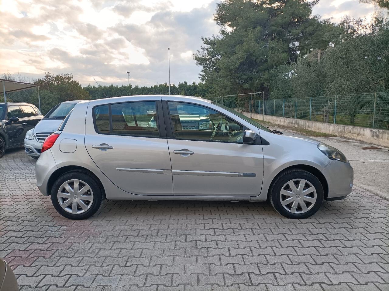 Renault Clio 1.5 dCi 75CV 5 porte Dynamique