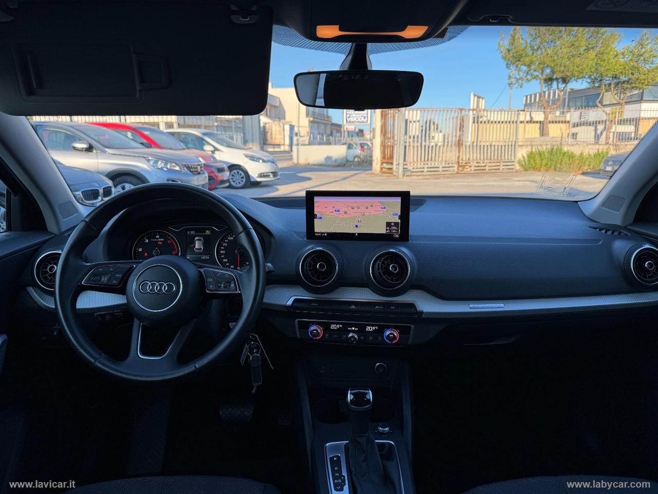 AUDI Q2 35 TDI quattro S tr. Identity Black