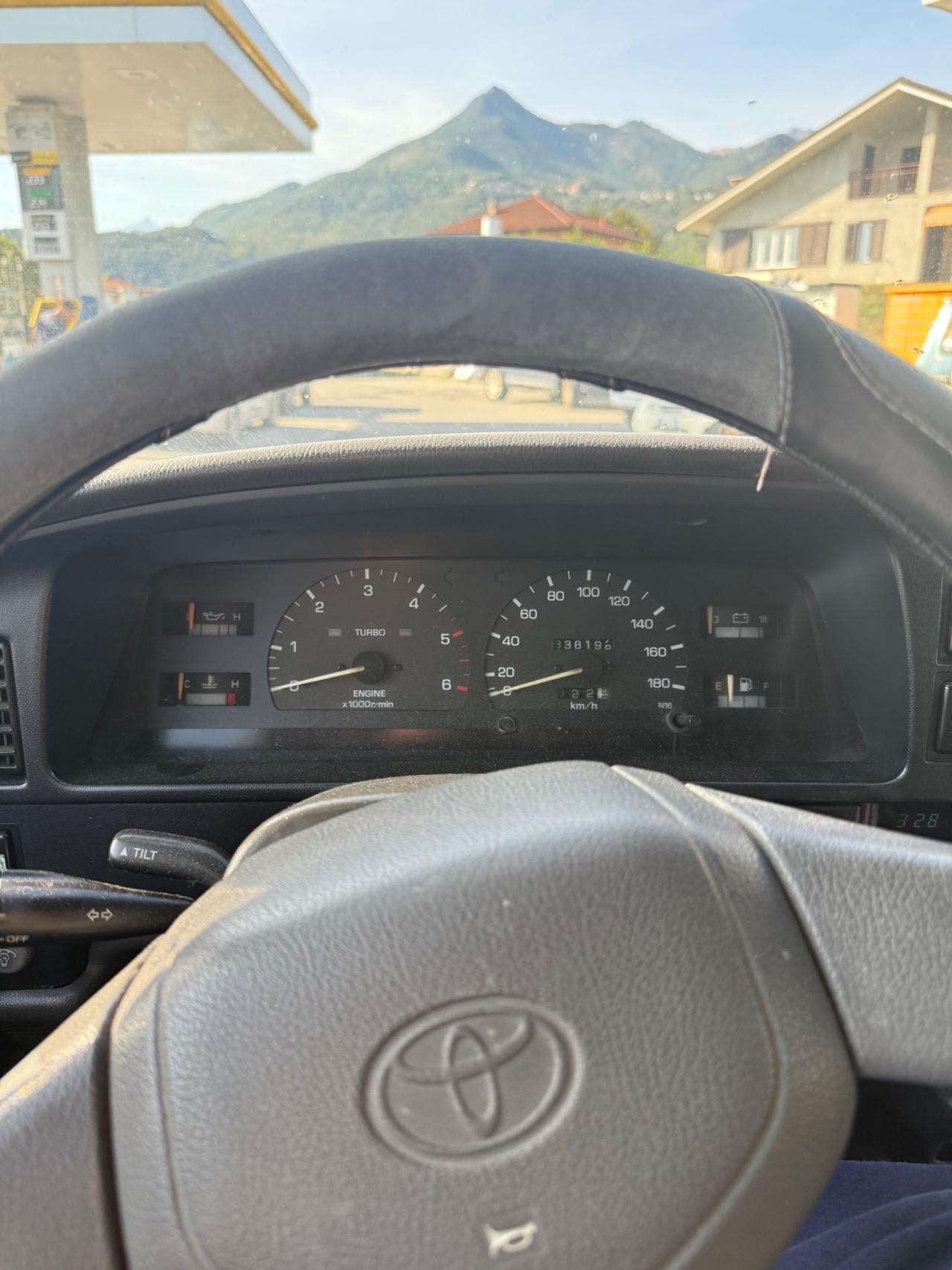 Toyota 4-Runner 4 Runner 2.4 turbodiesel 5 porte