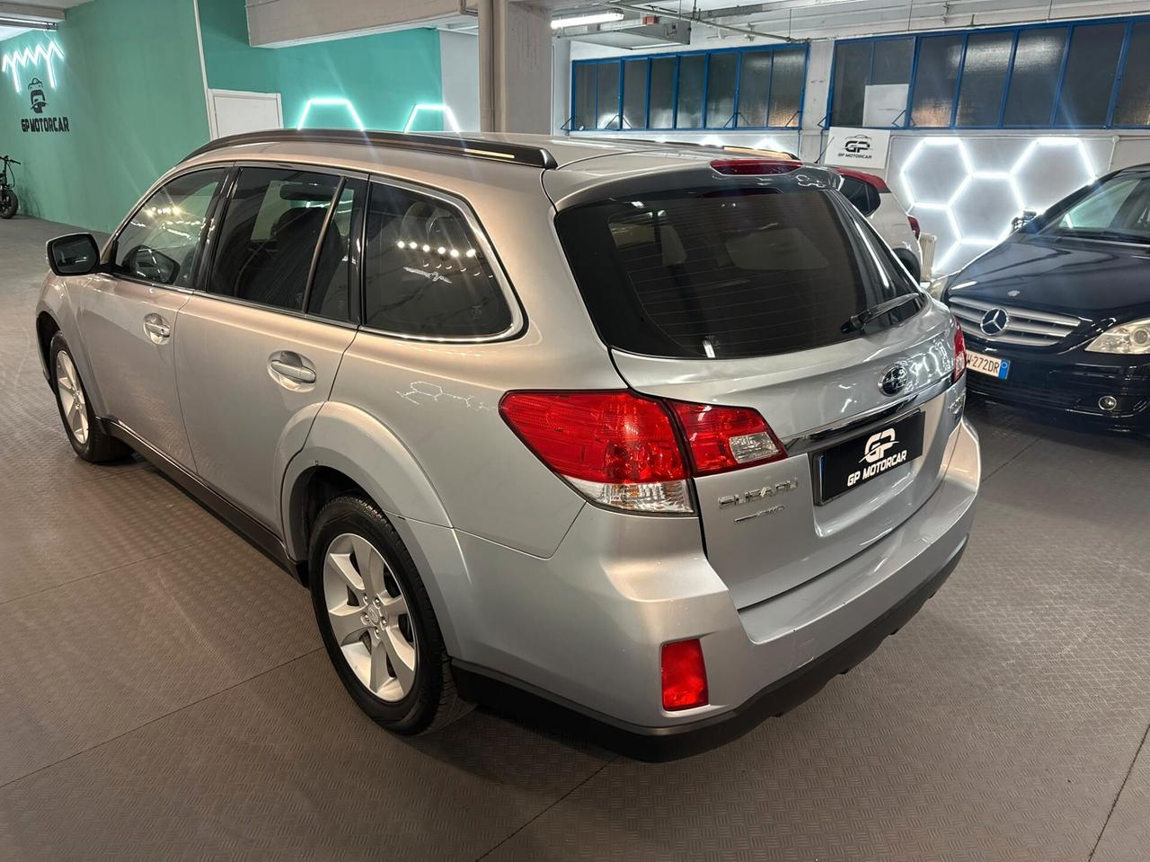 Subaru OUTBACK 2.0D Trend