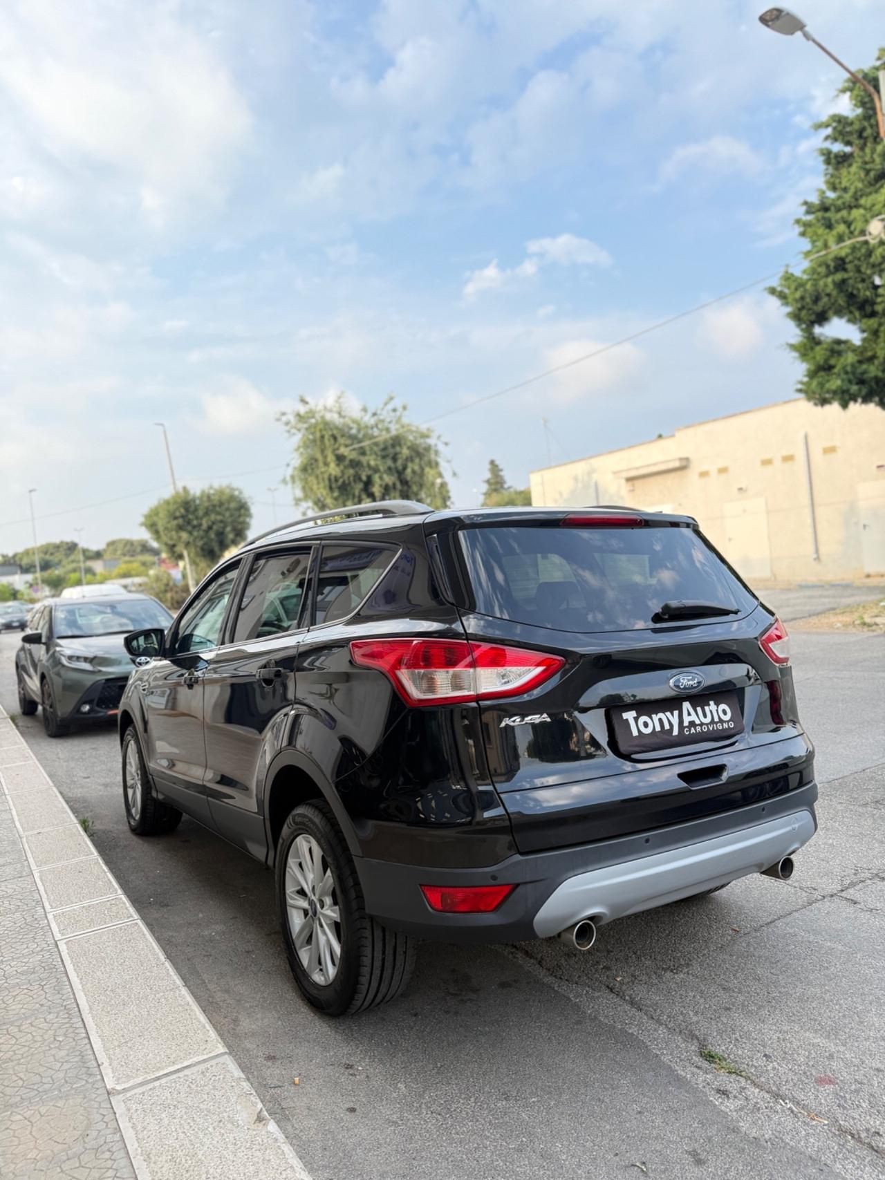 Ford Kuga 2.0 tdci Titanium 4wd 140cv powershift NAVI,PELLE,CAMBIO AUTOMATICO SOSTITUITO NUOVO 05/2025