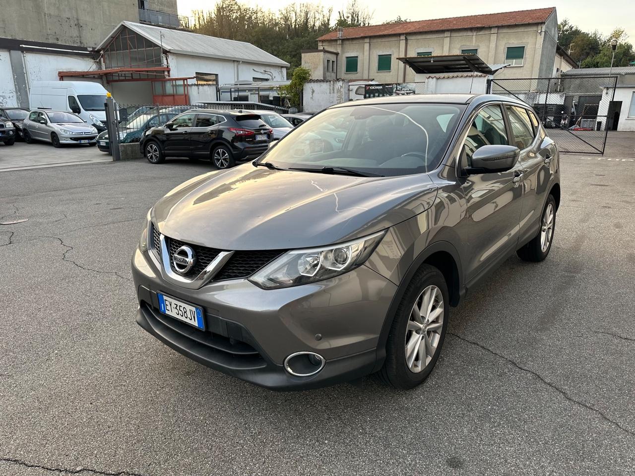 Nissan Qashqai 1.2 DIG-T Business