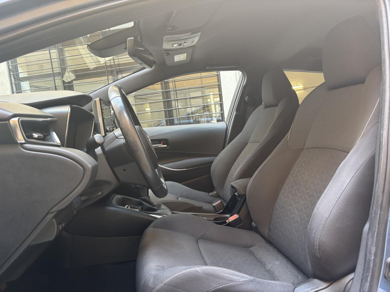 TOYOTA COROLLA 1.8 HYBRID