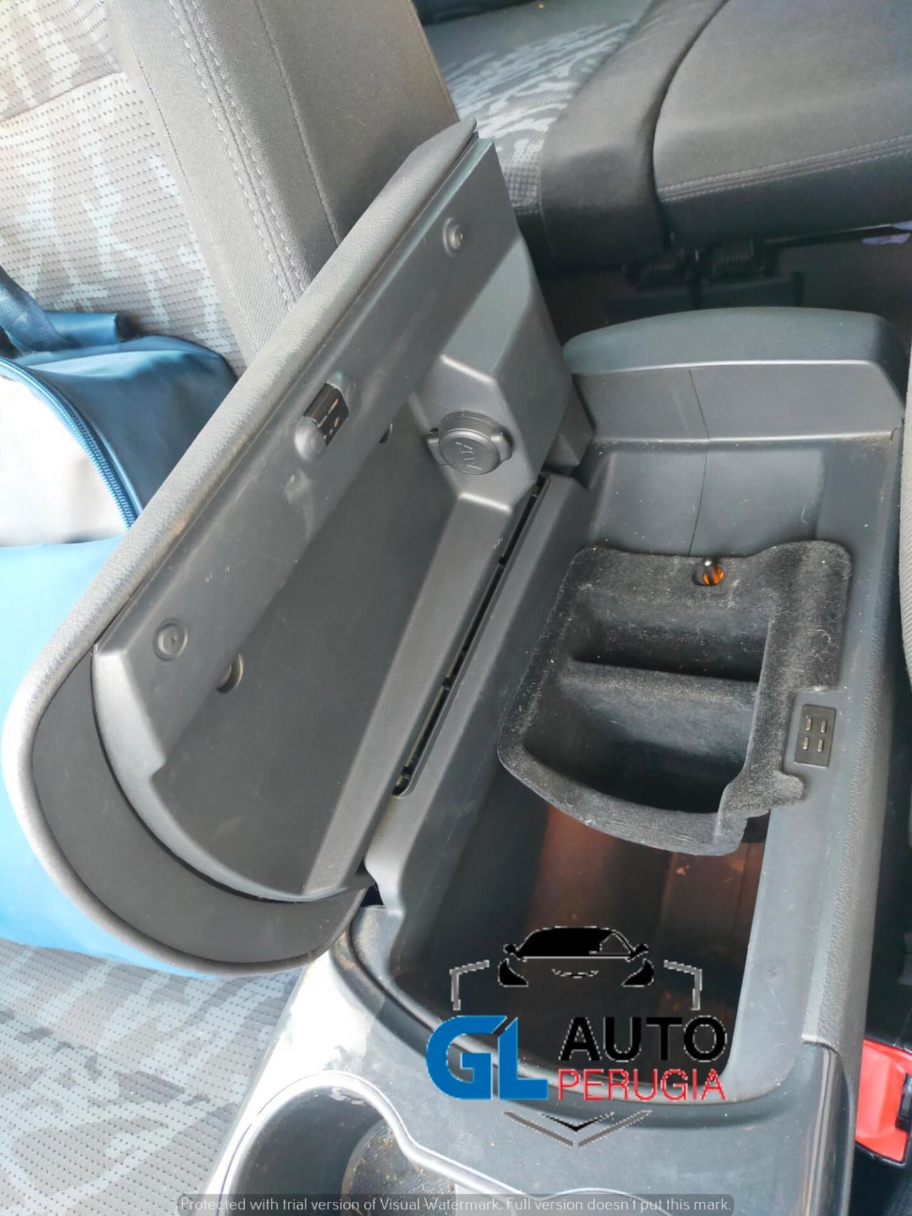 PEUGEOT 3008 1.6 HDI automatica con Grip Control Full opt