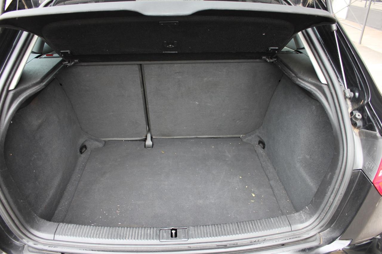 Audi A3 SPB 1.6 TDI 105 CV S-LINE