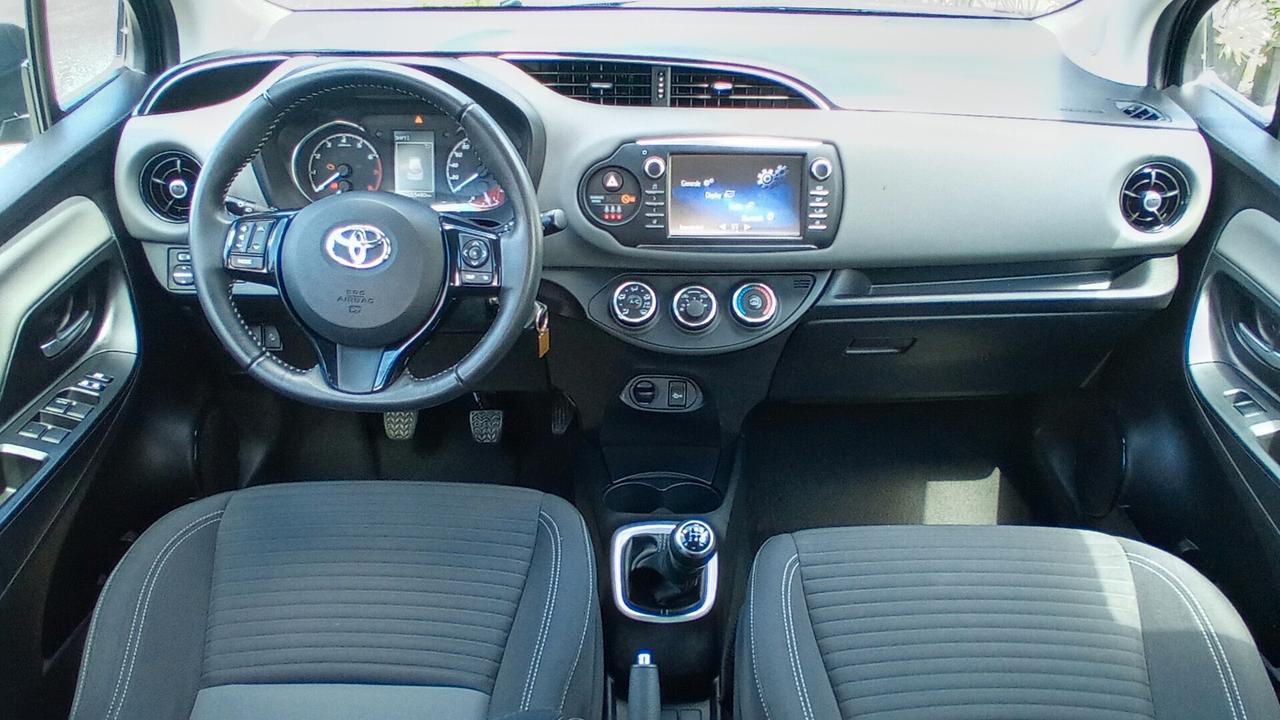 Toyota Yaris 1.0 5 porte Active Adatta a Neopatentati