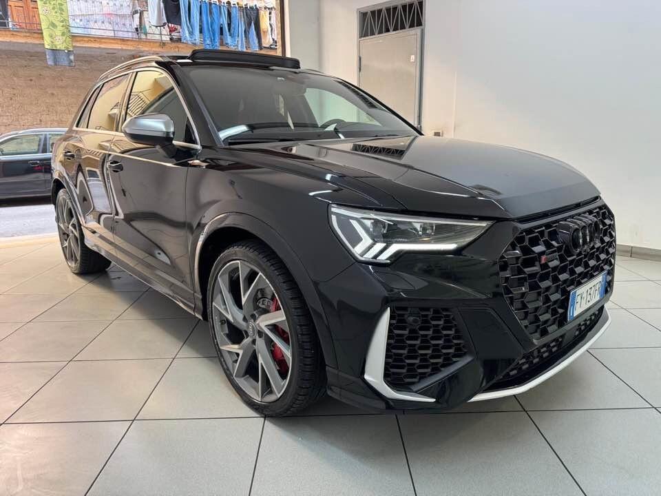 Audi Q3 RS quattro S tronic 2020 con Tetto Apribile