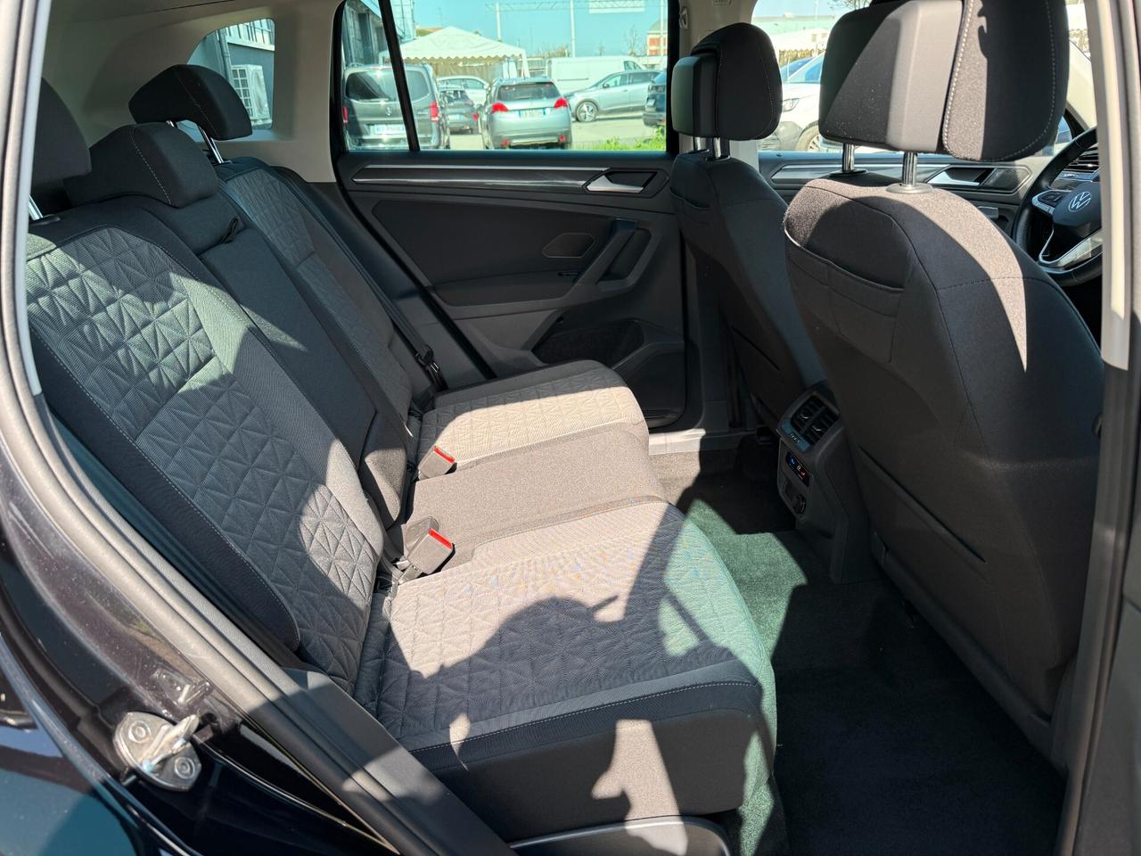Volkswagen Tiguan 2.0 TDI 150 CV SCR DSG Elegance