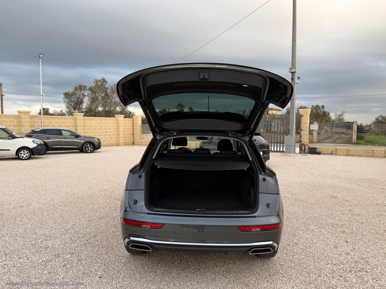 AUDI Q5 II 40 TDI MHEV 12V 204CV qu. S tr. S line UNICO PROPRIETARIO FARI MATRIX