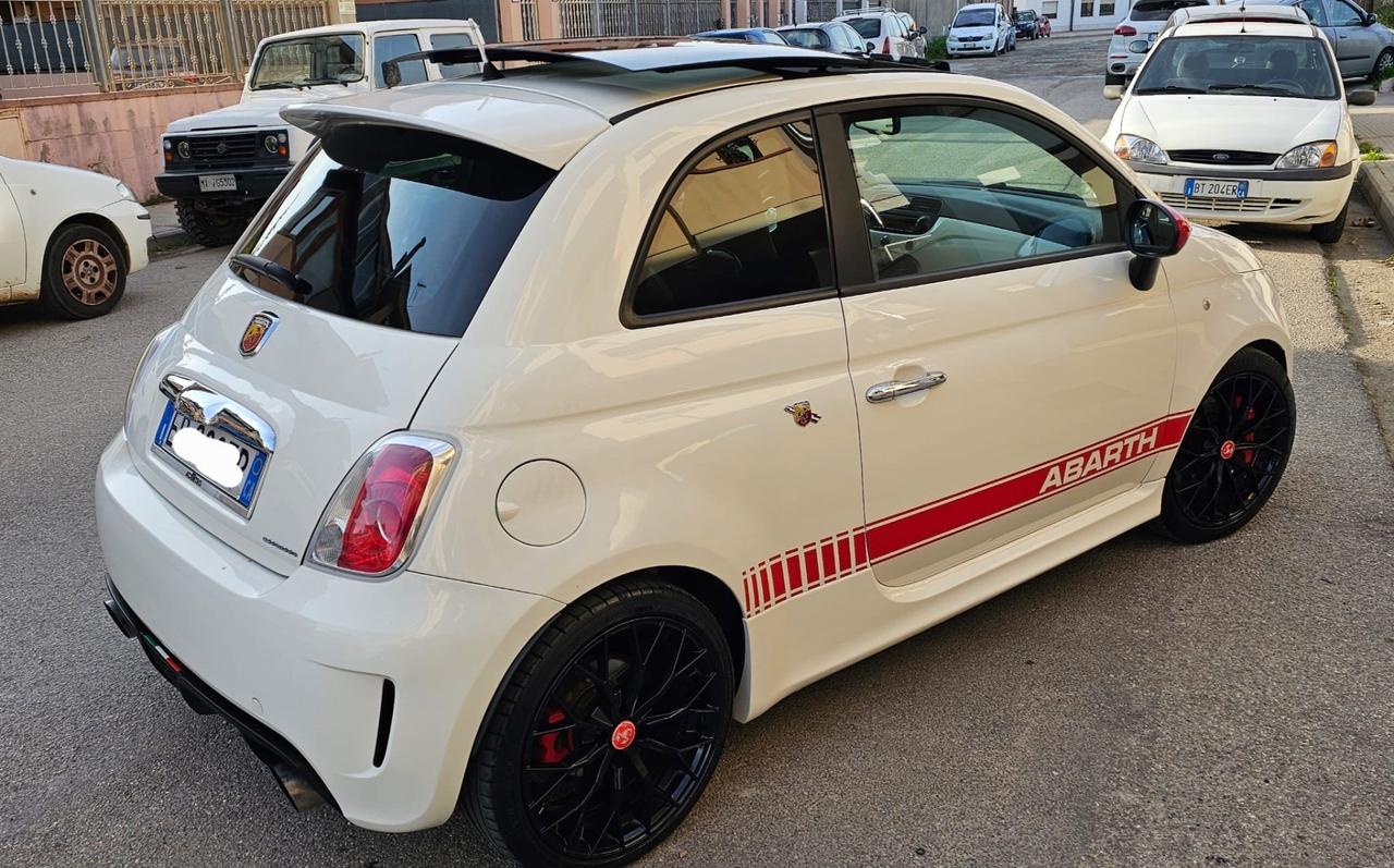 Abarth 500 1.4 Turbo T-Jet Custom