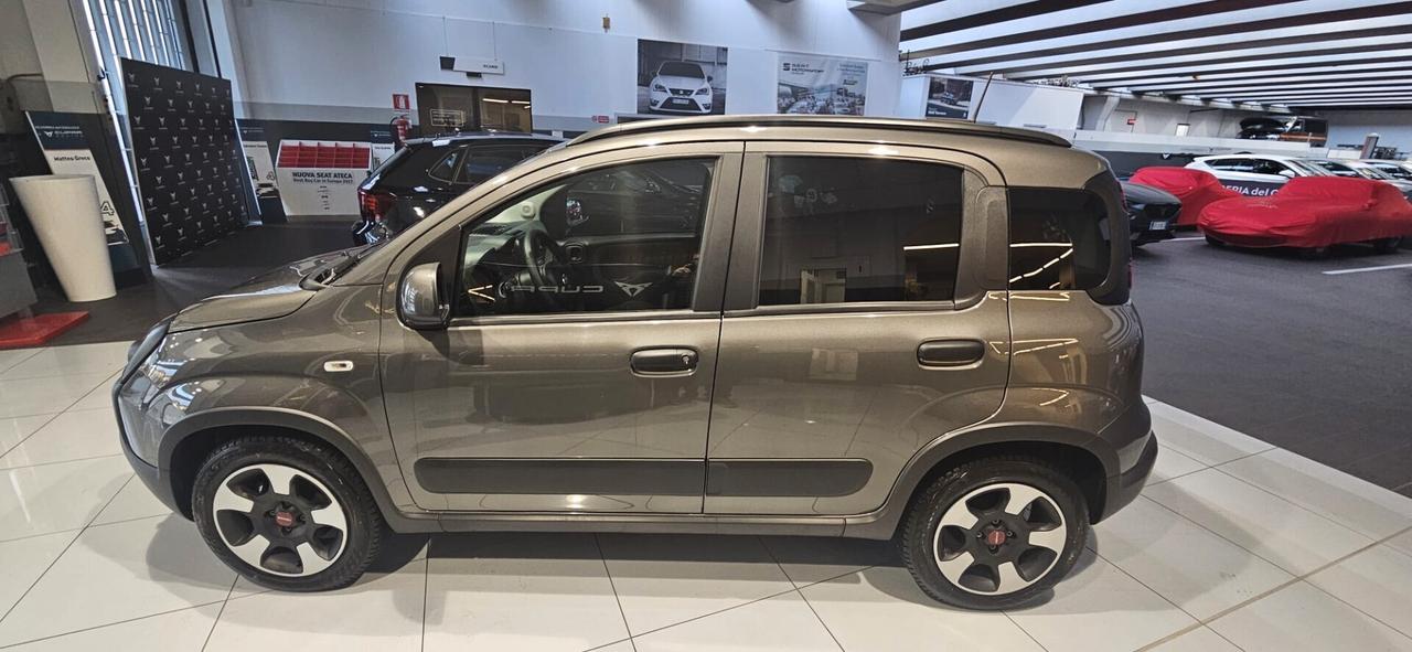 Fiat Panda 1.0 FireFly S&S Hybrid City Cross