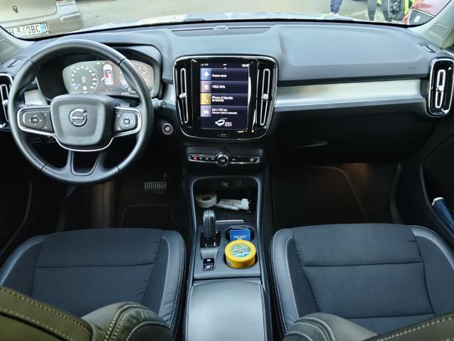 VOLVO XC40 T3 Geartronic Momentum