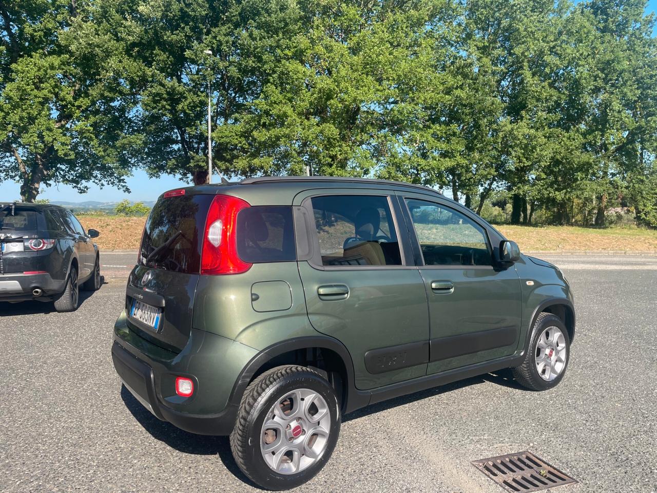 Fiat Panda 1.3 MJT 16V DPF 4x4 Climbing