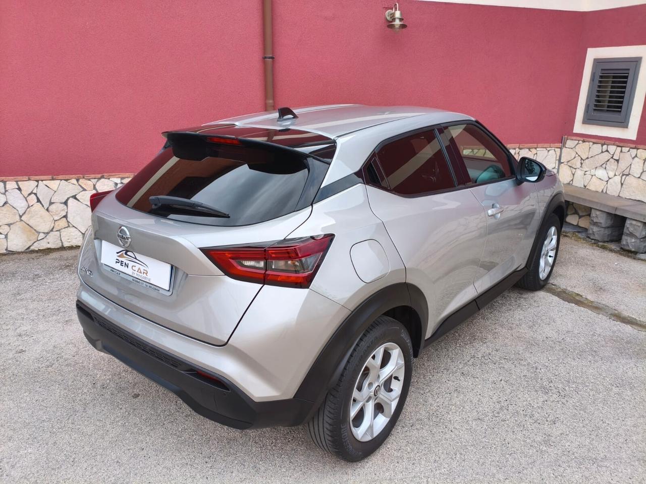 Nissan Juke 1.0 DIG-T 114 CV N-Connecta