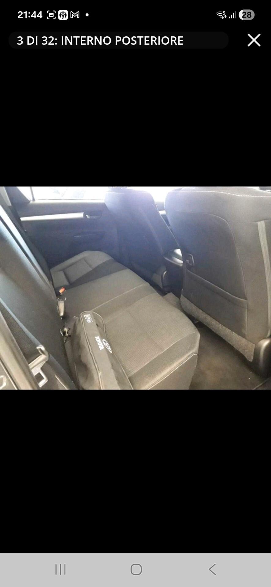 Toyota Hilux 2.4 D-4D 4WD 4 porte Double Cab Comfort