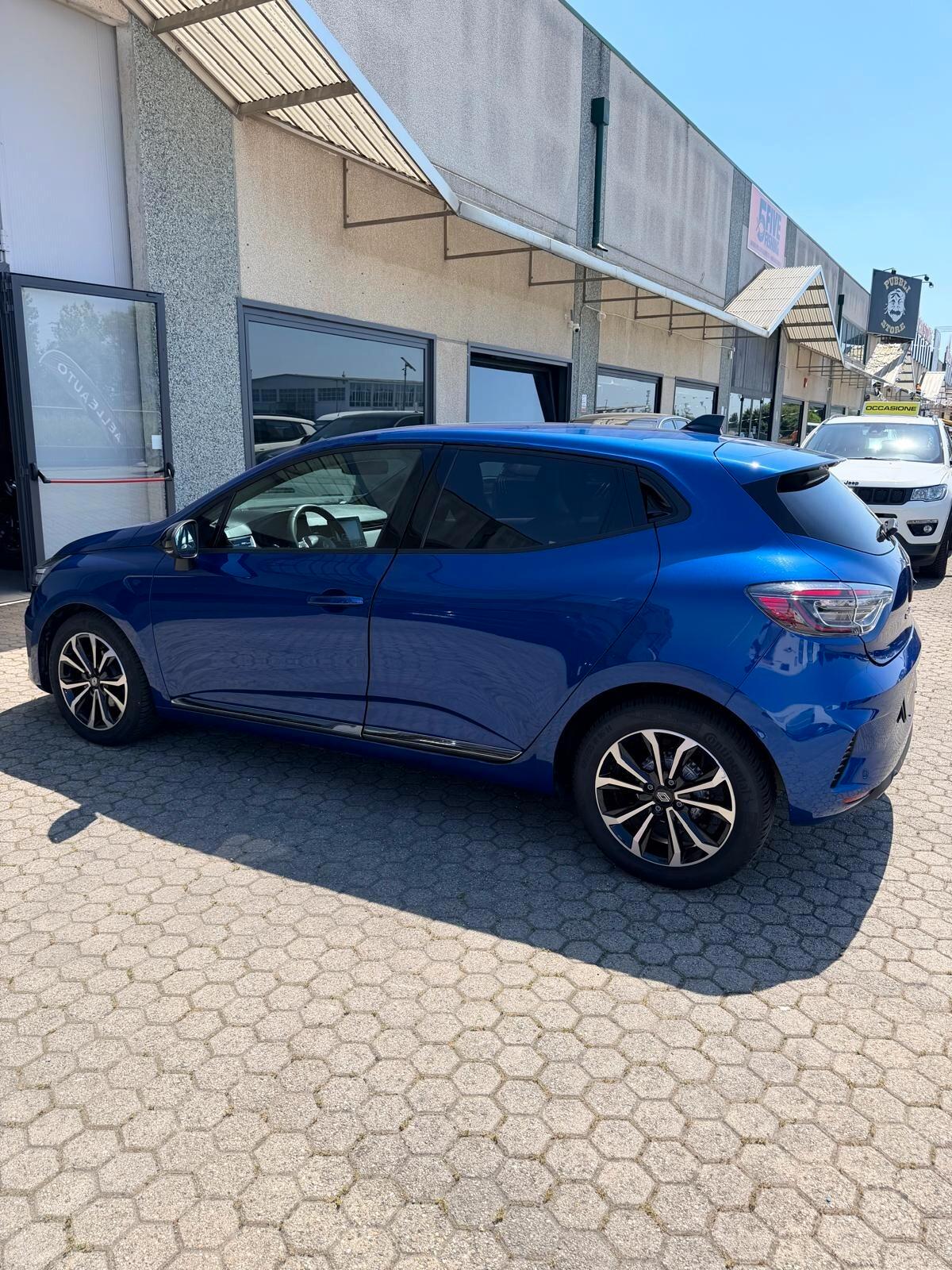 Renault Clio TCe 90 CV 5 porte Techno