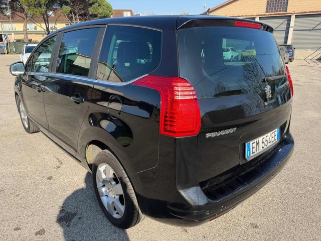 PEUGEOT 5008 1.6 e-HDi 112CV Stop&Start cambio robotizzato Acti