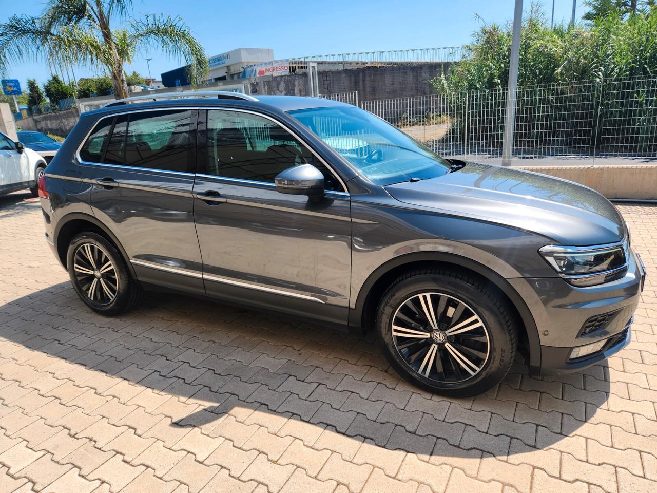 Volkswagen Tiguan 2.0 150cv AUTOMATICO STRAFULL