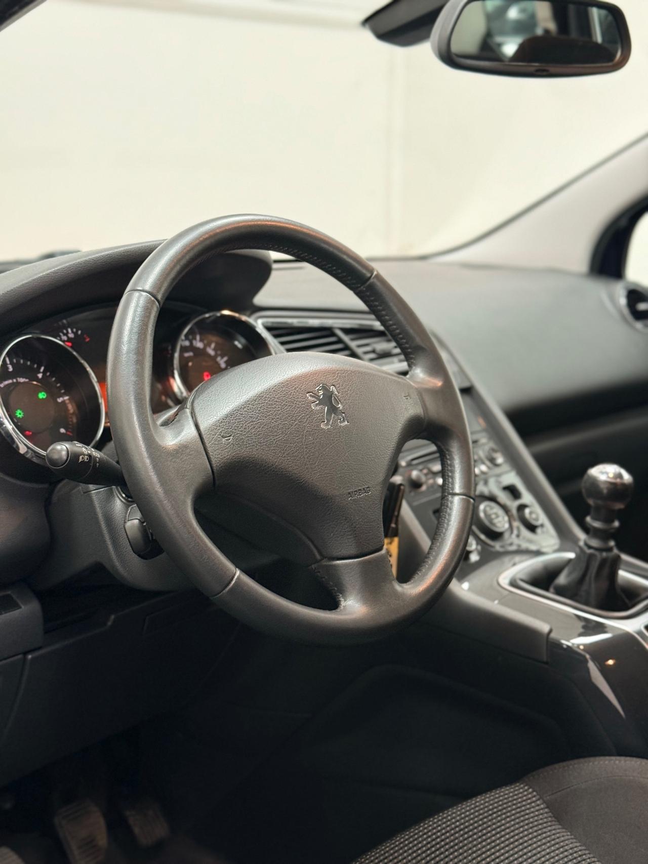 Peugeot 5008 1.6 HDi 112CV Business 5P. 04/2011 EURO 5 NEOPATENTATI