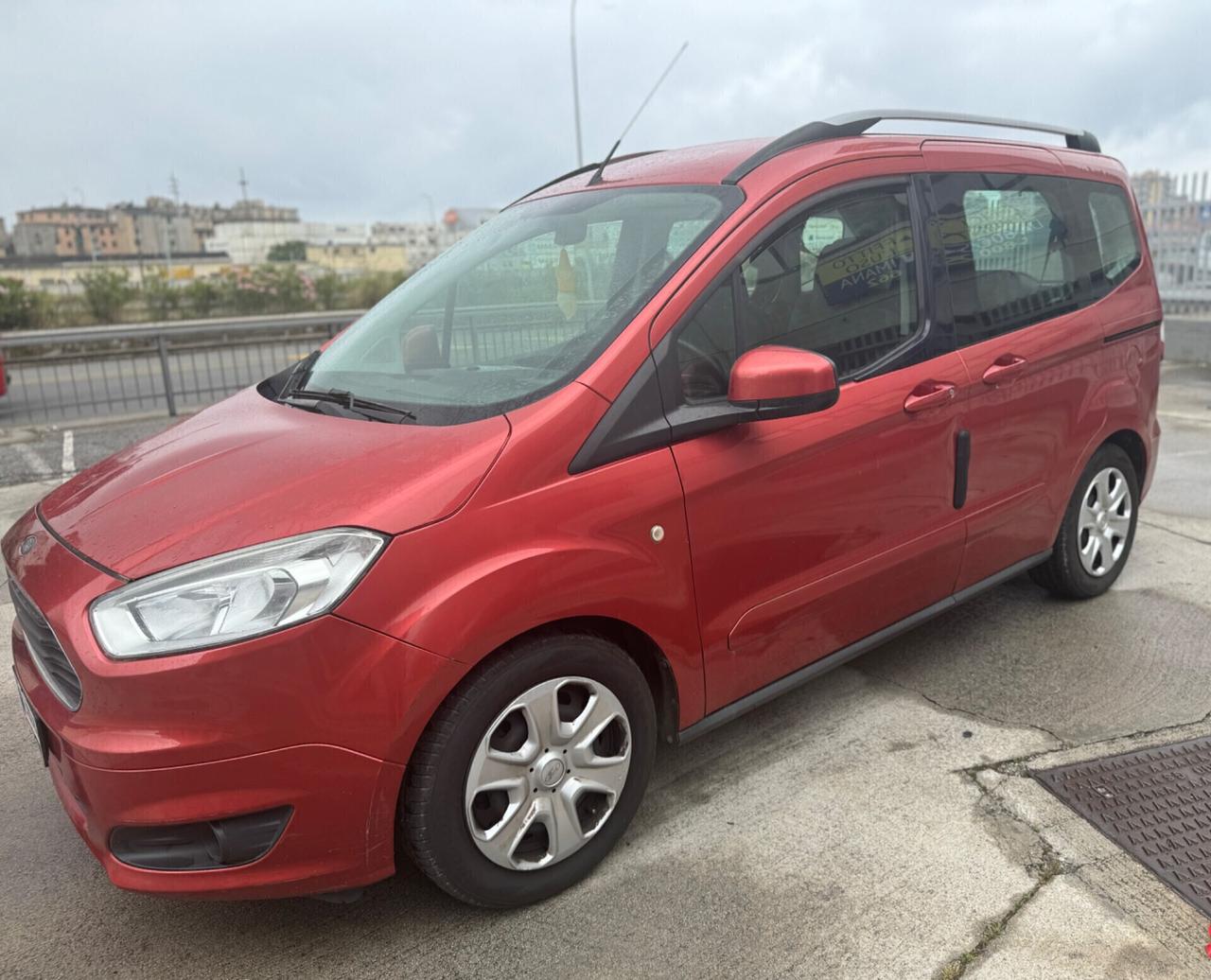 Ford Tourneo Courier 1.0 benzina Titanium 2016