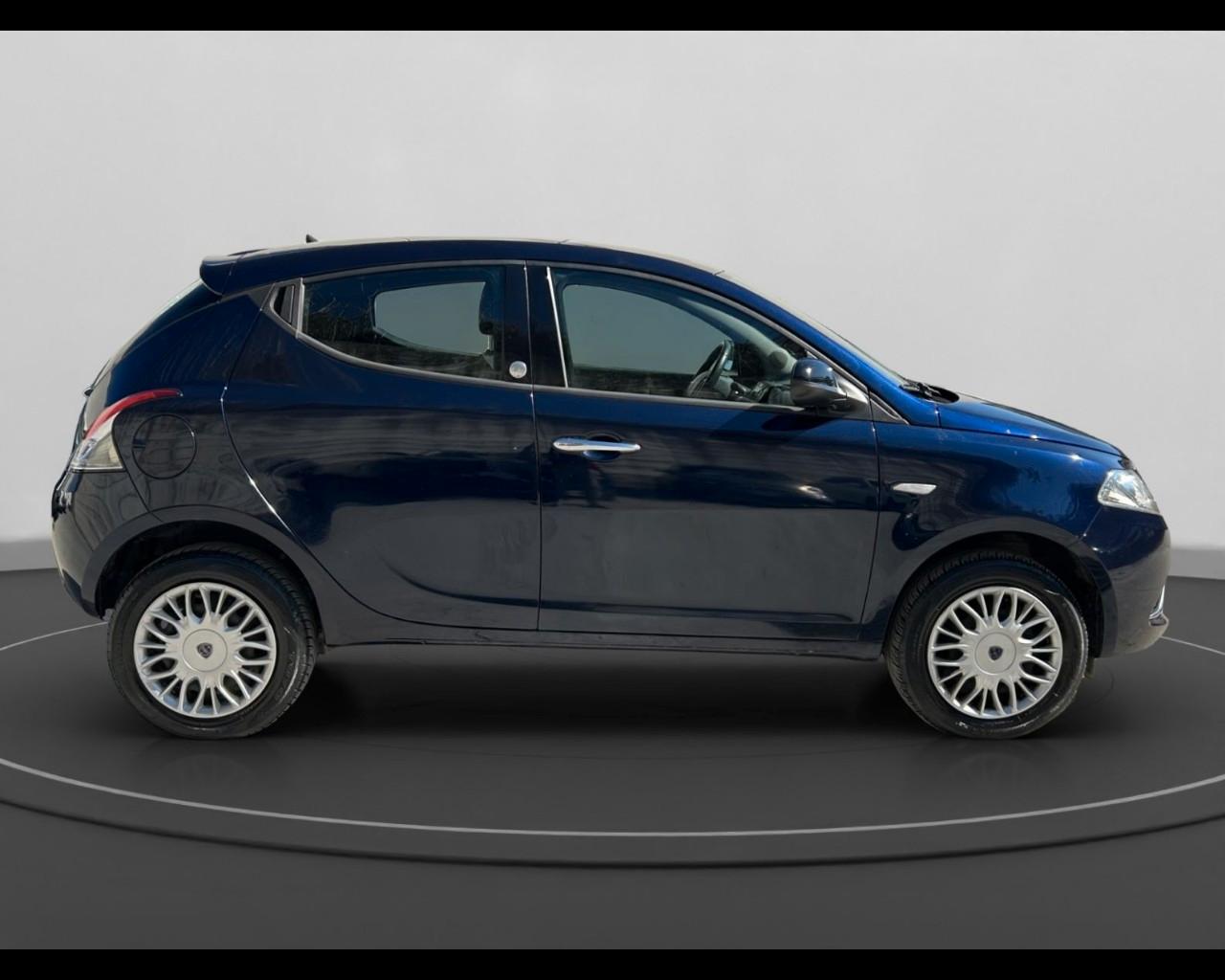 LANCIA Ypsilon III 2015 - Ypsilon 0.9 t.air Gold ecochic metano 80c