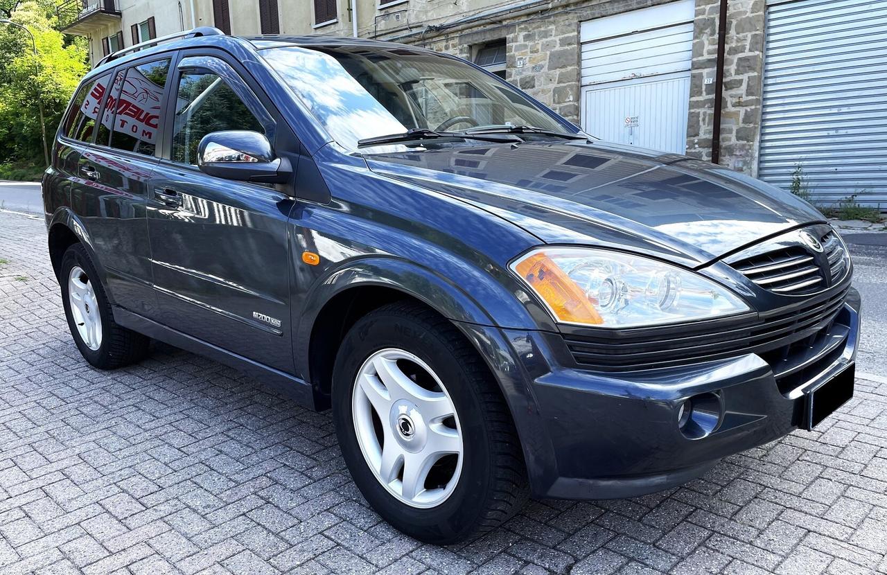 SSANGYONG KYRON 2.0 XDI AUTOMATIC 4X4 -