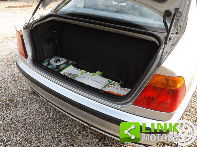 BMW 320 SERIE 3 ( E46 ) 320 I 110 KW con impianto metano