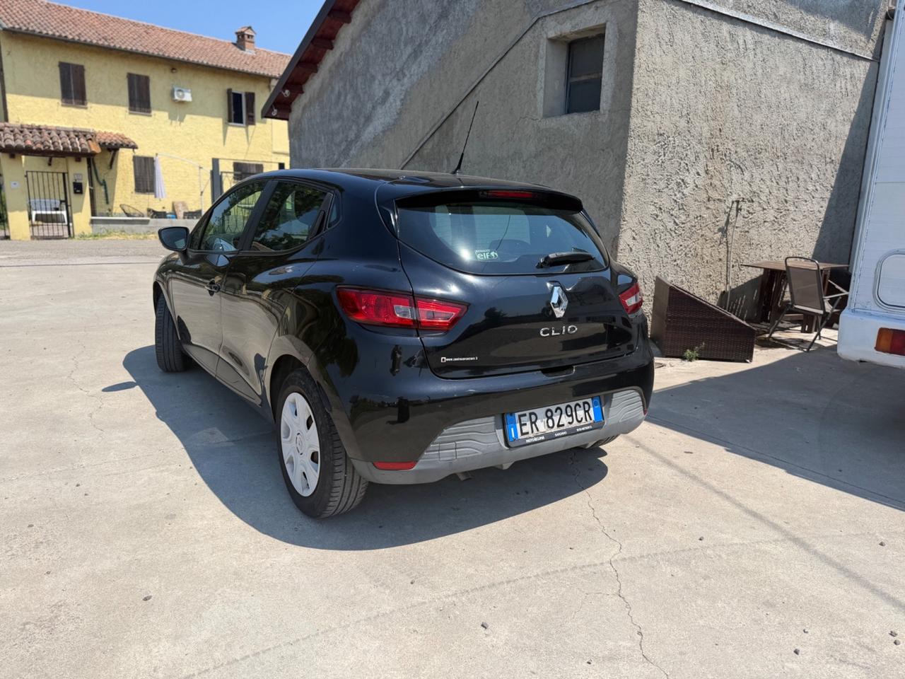 RENAULT CLIO 1.2 GPL LIVE – NEOPATENTATI