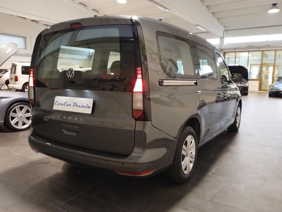 VOLKSWAGEN Caddy 2.0 TDI 102CV Maxi - GAR.24 MESI