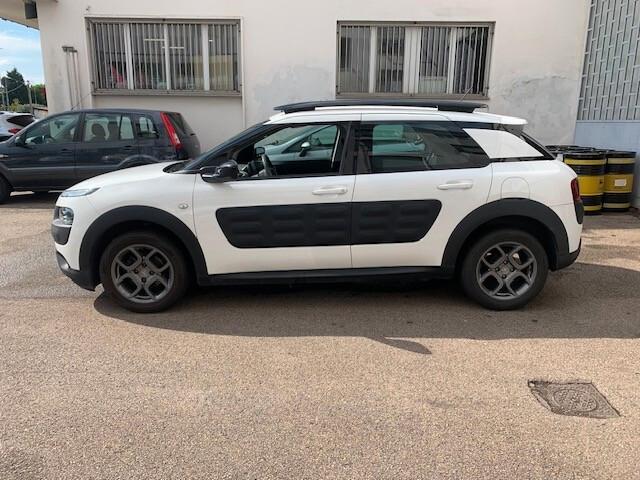 Citroen C4 Cactus PureTech 82 Shine NEOPATENTATI
